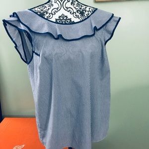 NWOT Crown & Ivy sleeveless top